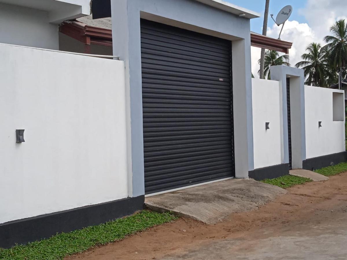 Queens Airport Residence Negombo Luaran gambar
