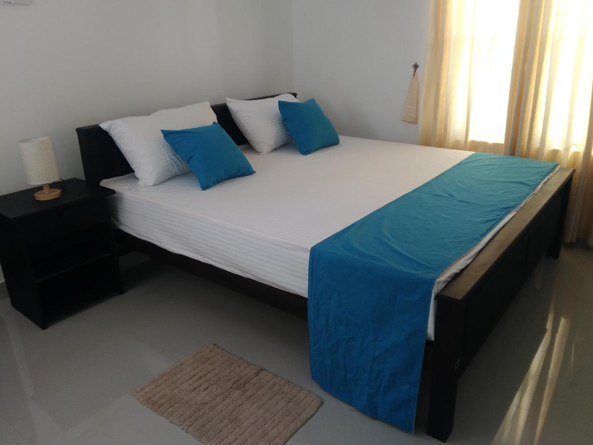 Queens Airport Residence Negombo Luaran gambar