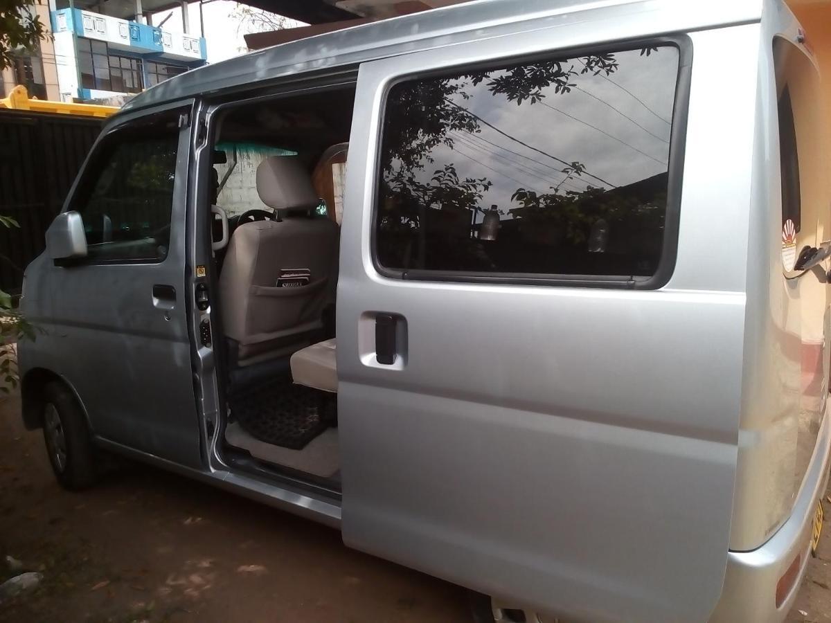 Queens Airport Residence Negombo Luaran gambar
