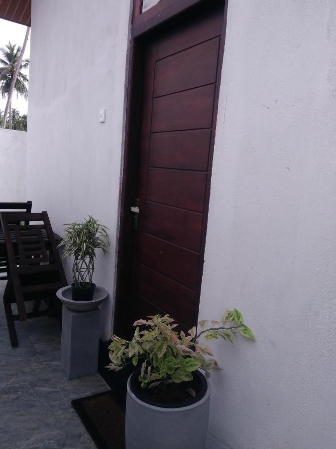 Queens Airport Residence Negombo Luaran gambar